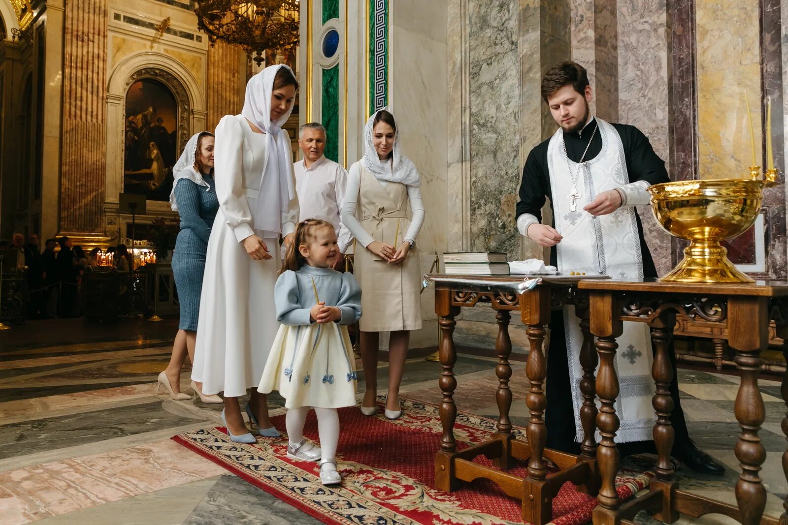 Крещение ребенка. Крещение детей в церкви. Кухня дети церковь