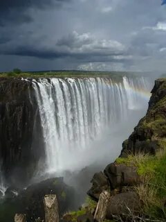 Водопад в южной африке
