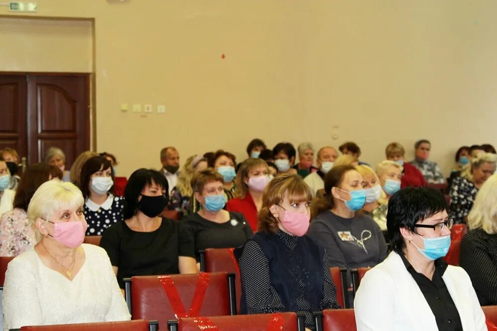 Коррекционные занятия в школе. 2 школа железногорск курская область. Общеобразовательная школа интернат. Школы-интернаты для детей с ограниченными возможностями здоровья. Опыты и эксперименты для детей с овз.