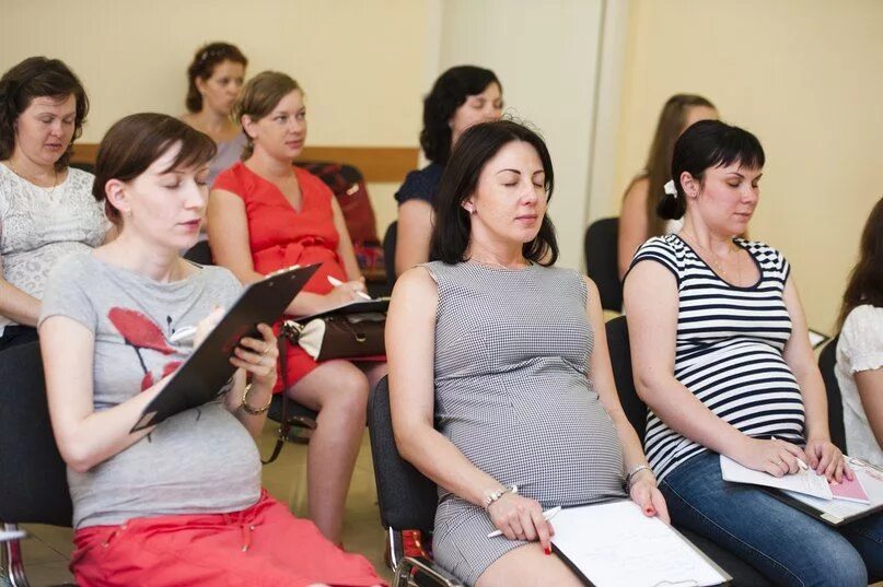 Школа будущих мам. Тренинг для беременных. Курсы для беременных. Занятия для будущих мам. Курсы беременности и родов