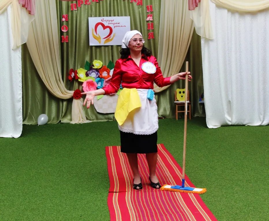 Конкурс помощника воспитателя. Конкурс помощника воспитателя. Помощник воспитателя. Костюм федоры для детей. Конкурс помощника воспитателя.