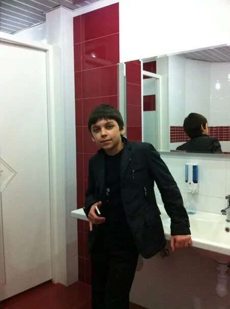 Иван оглы цыган люберецкий. Ваня цыган димитровградский бокс. Иван жуков сыктывкар цыган. Иван оглу цыган. Цыгане уральска.