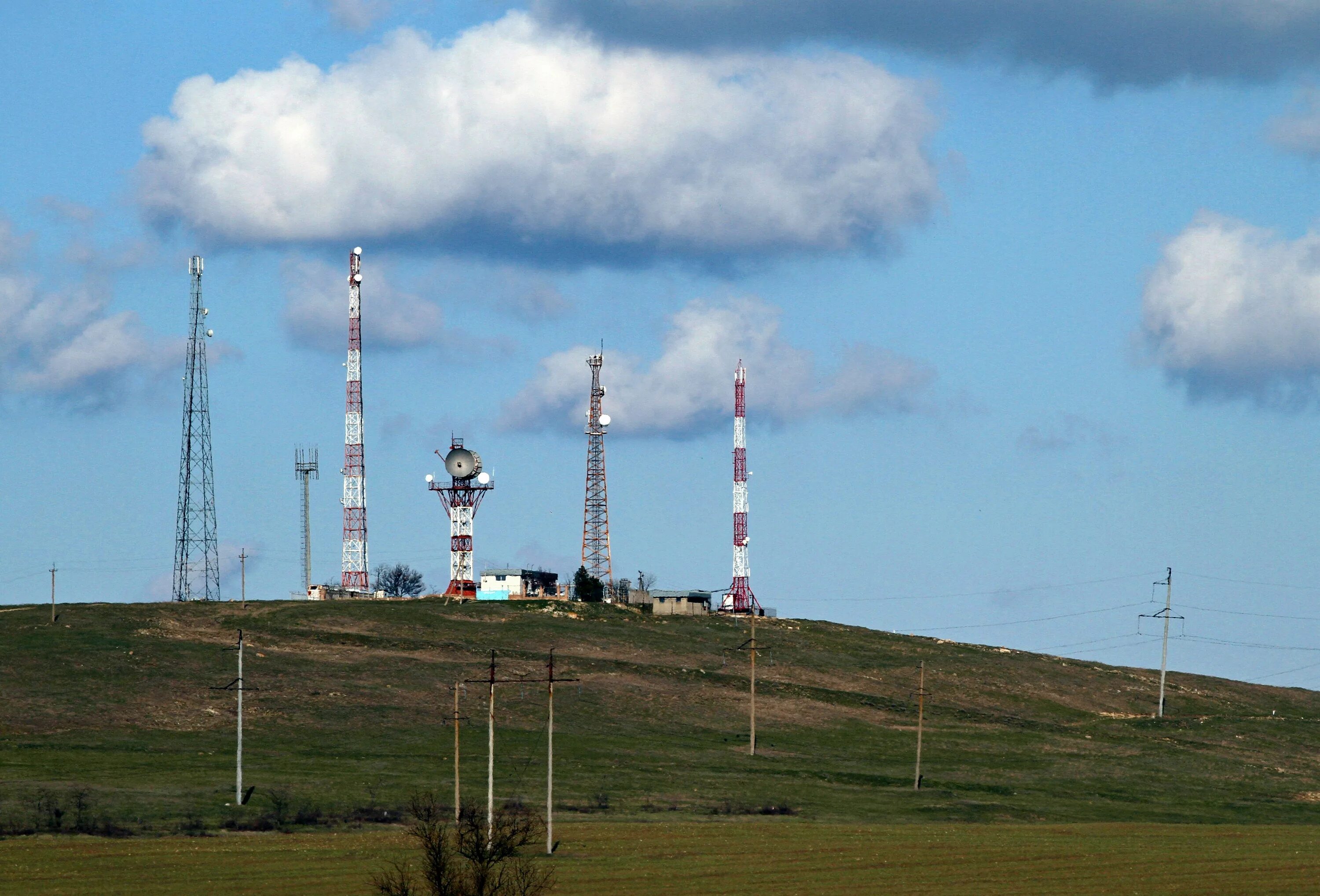Операторы крыма. Сотовая связь в крыму. Сотовая вышка. Вышки 5g излучатели. Мобильная сеть крым.