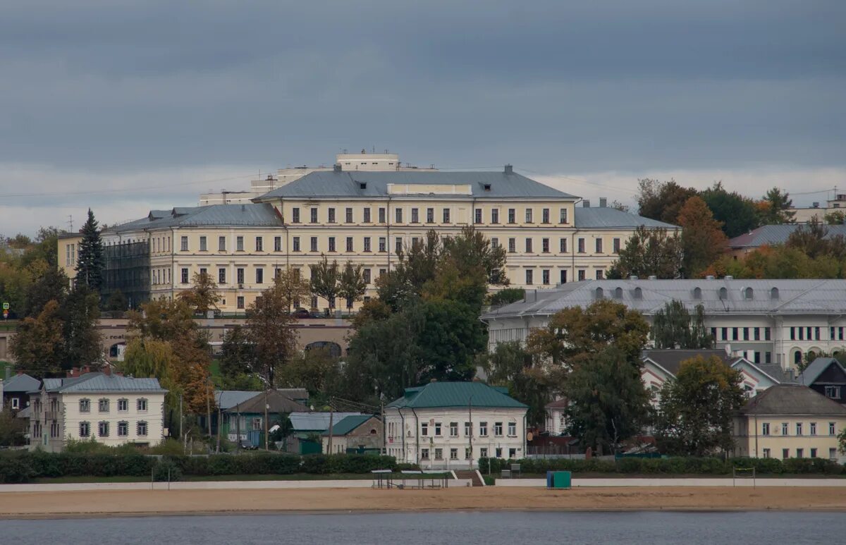 Сайт костромского государственного университета. КГУ университет Кострома. КГУ Кострома главный корпус. Костромской государственный университет главный корпус. Костромской государственный Технологический университет.