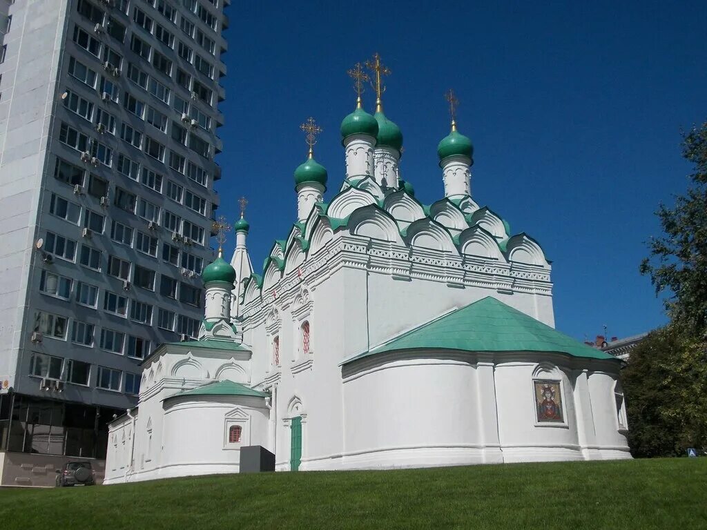 Церковь поварская. Храм преподобного Симеона Столпника Москва. Храм Симеона Столпника на Арбате. Храм преподобного Симеона Столпника на поварской. Поварская улица Церковь Симеона Столпника.