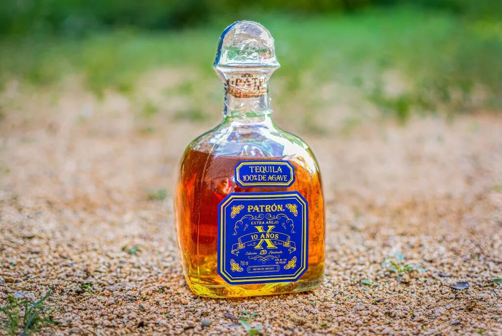 Текила Olmeca Anejo. Текила patron Anejo. Текила русская. Текила бутылка. История текилы