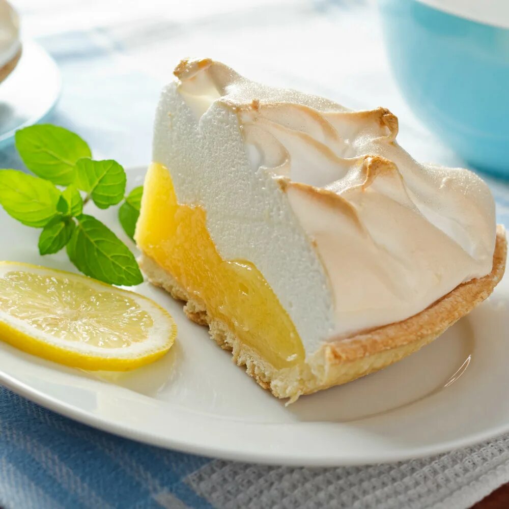 Lemon pie. Лимонный меренговый пирог. лимонный пирог с меренгой. lemon meringue pie. лимонный пирог с безе.