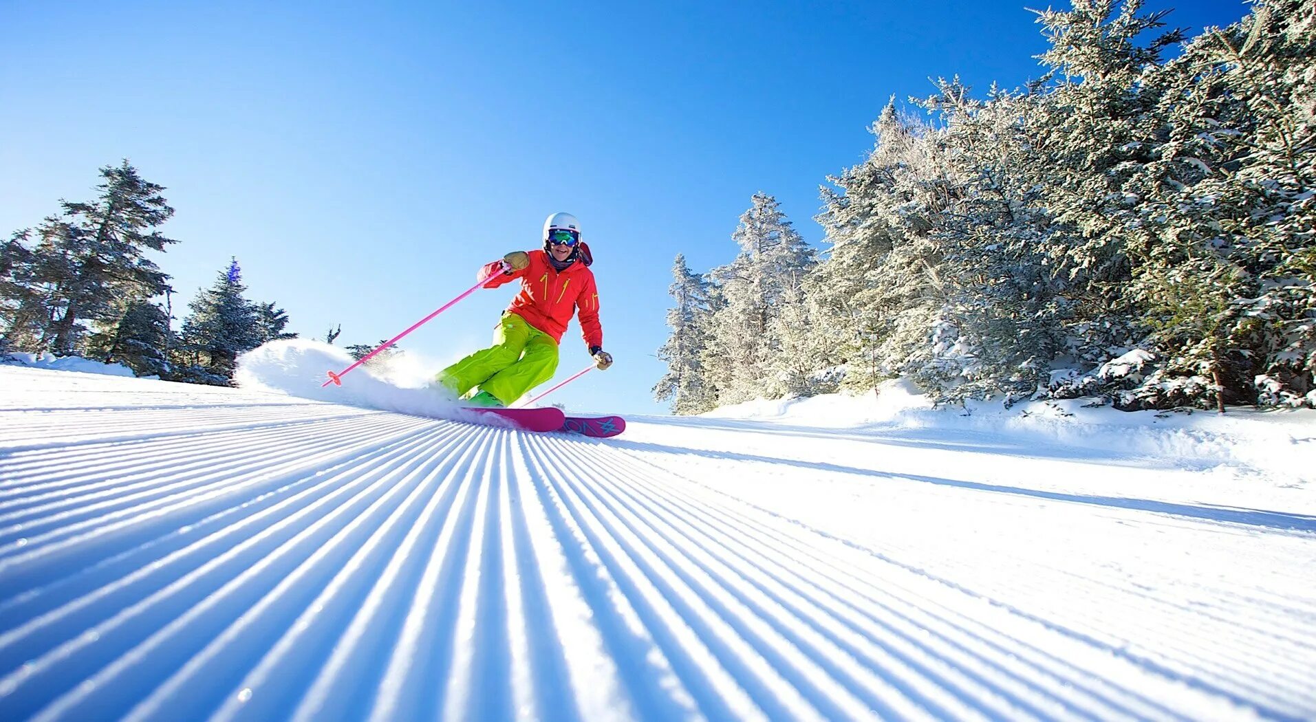 We like skiing. Лыжники красная Поляна. Красная Поляна вельвет лыжи. Катание на горных лыжах. Горы лыжи.