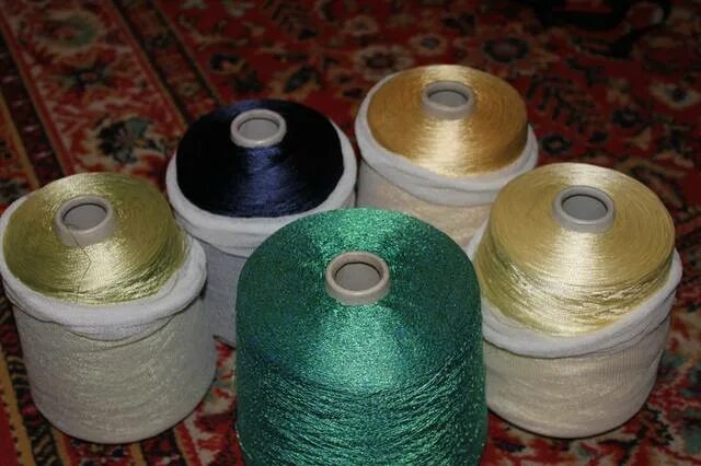 Нитки капроновые цветные. Капроновая пряжа для вязания. Тонкие капроновые нитки.