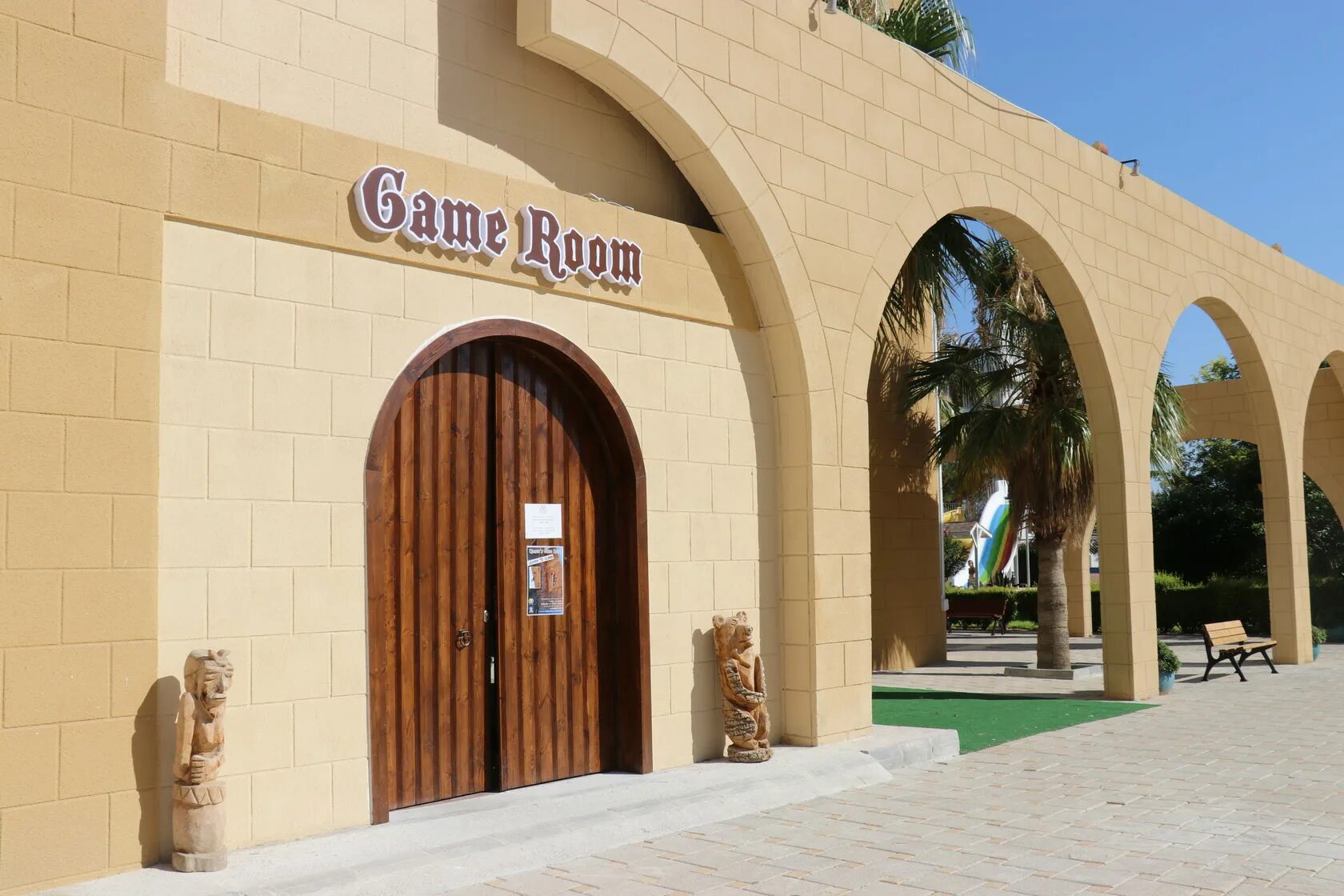 Caesar resort. Caesar beach северный кипр.