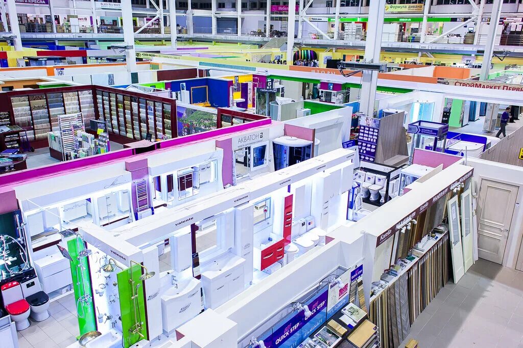 Правый берег калуга торговый центр. Тц новый дом. 4 лапы химки. Торговый центр новый дом. Новый дом калуга.