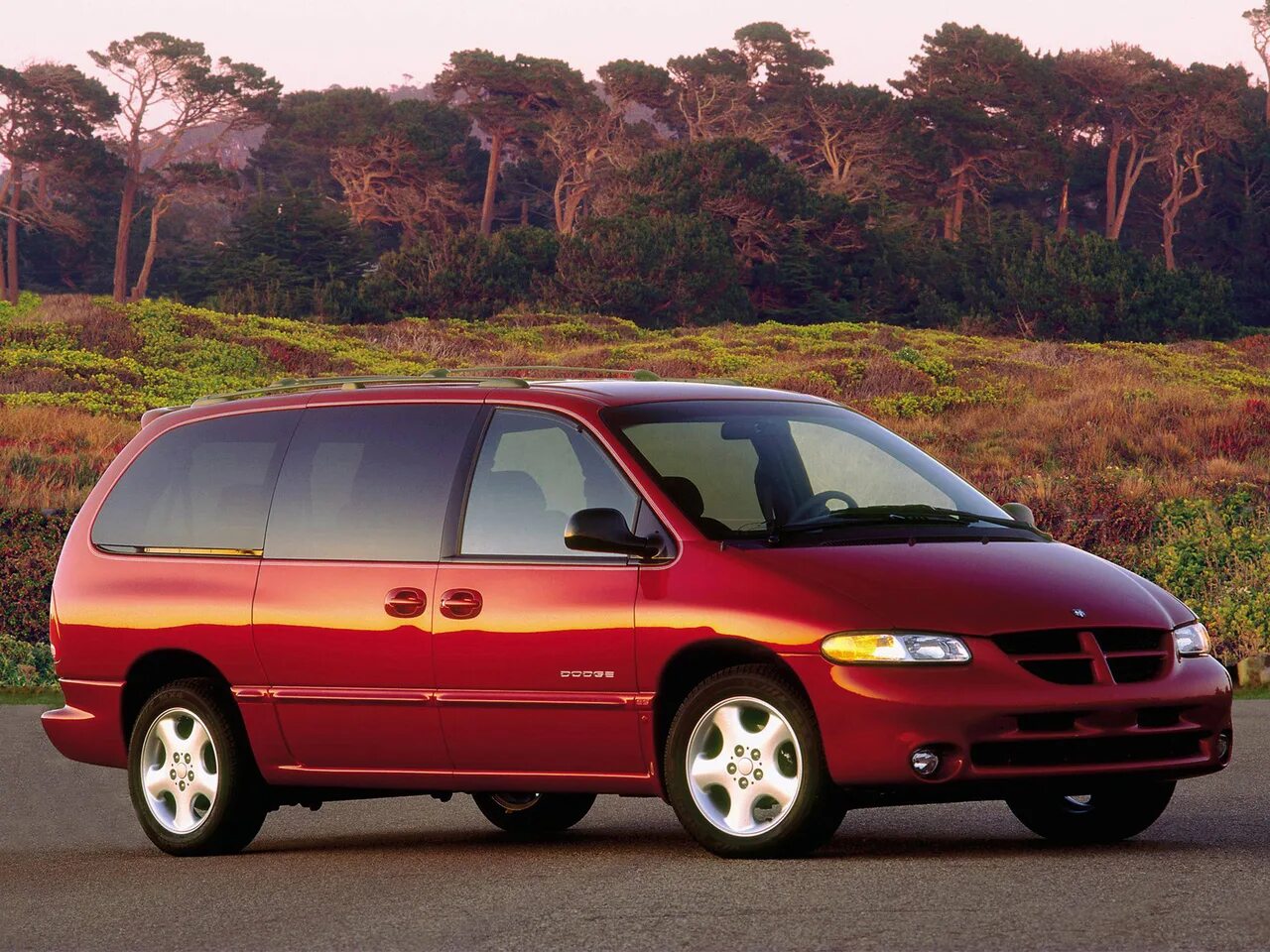 Dodge /Grand/ Caravan 2000. Dodge Grand Caravan 1995. Dodge Grand Caravan. Dodge Caravan III 2000. Крайслер вояджер караван