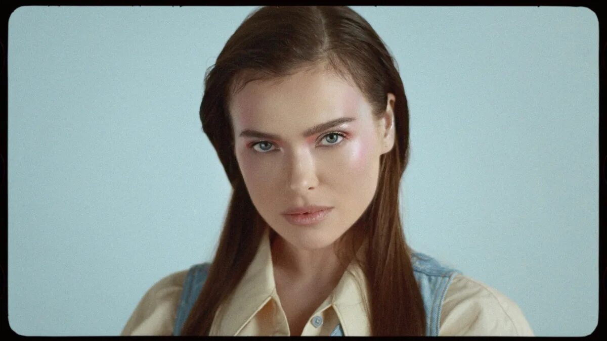 Лена темникова. Дай мне лав темникова. Daimne. Love. Темникова love.
