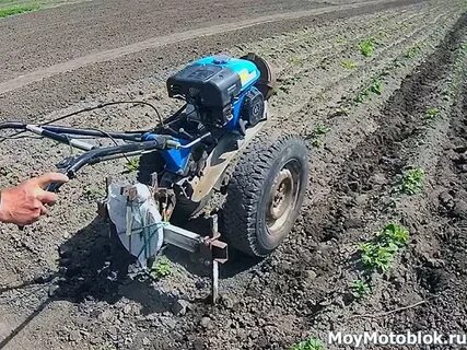 Обработка мотоблоком