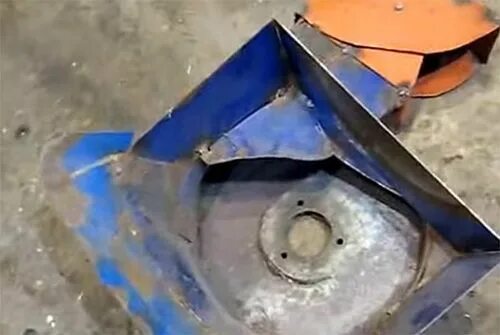 Снегоуборщик из триммера своими руками. Снегоуборщик из триммера своими. изготовить снегоуборщик из триммера. снегоуборщик из головки триммера.. снегочист из триммера своими руками.