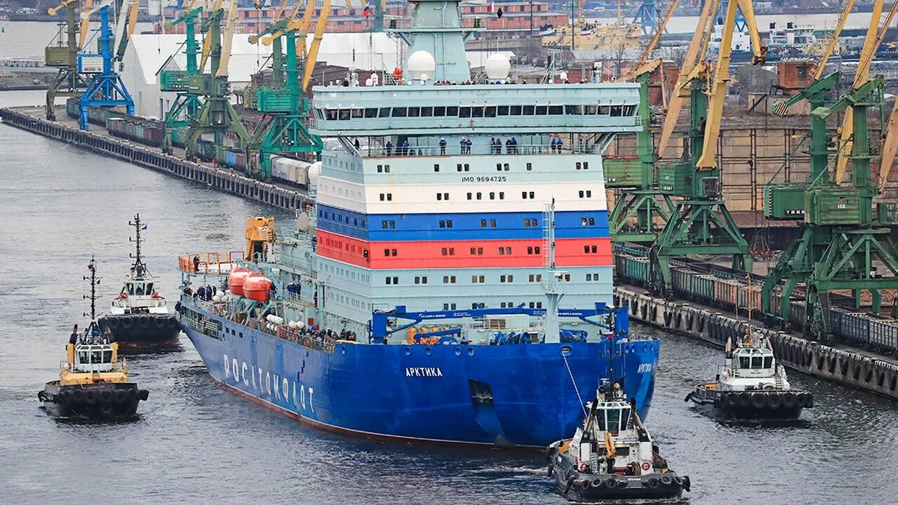 Самый мощный ледокол. Самый мощный ледокол. Самый мощный атомный ледокол в мире. Самый мощный ледокол. Ледокол ломает лед.