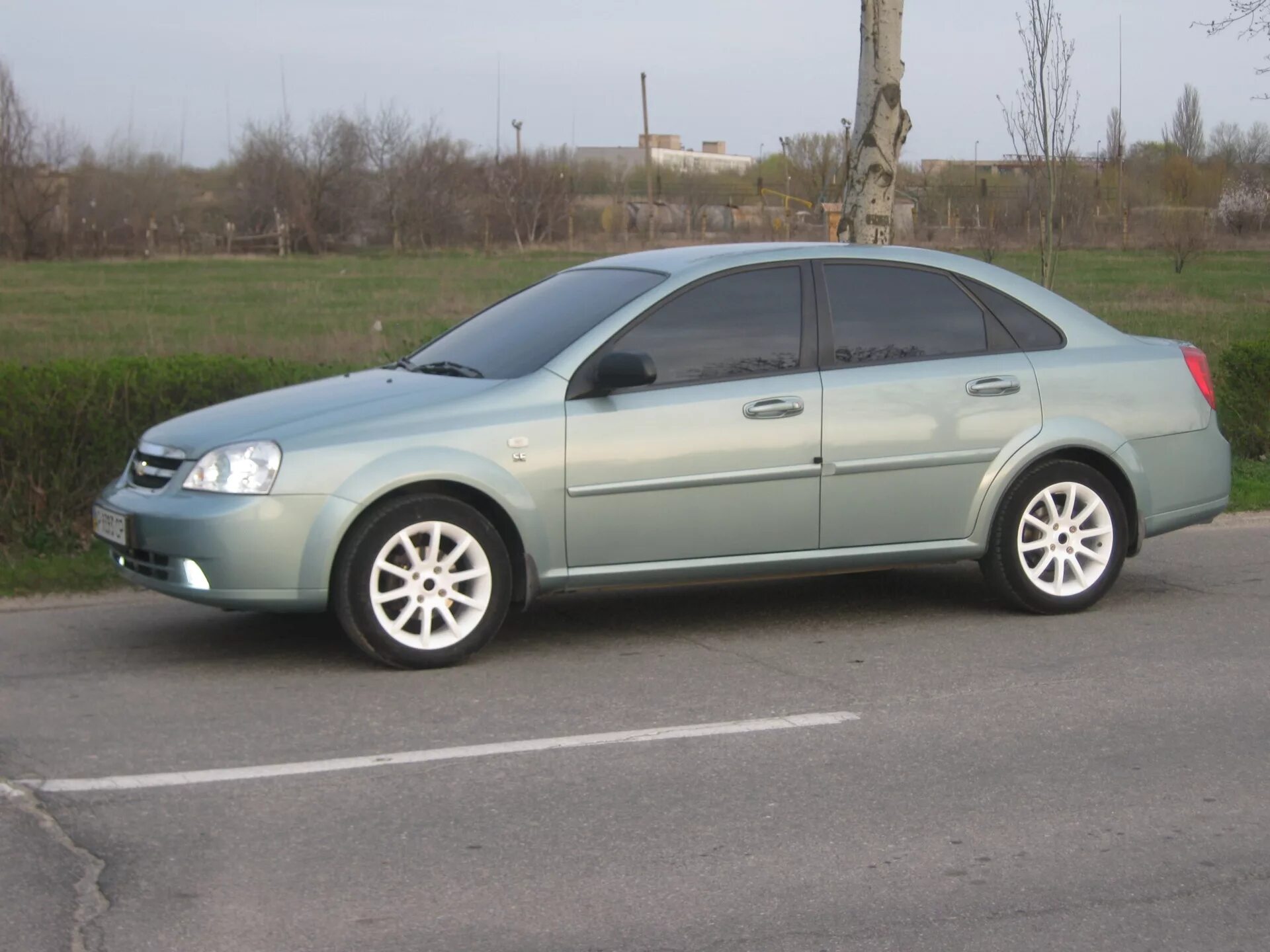 Chevrolet Lacetti r16. Chevrolet Lacetti диски r16. Chevrolet Lacetti колеса r16. Шевроле Лачетти седан р16. Колеса лачетти купить