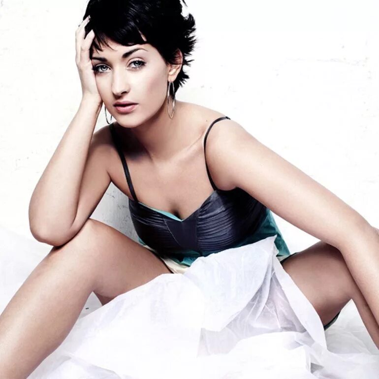 шерифа луна il avait les mots. Sheryfa luna sheryfa luna. Sheryfa luna haircut. Sheryfa luna. Sheryfa luna - sheryfa luna album.