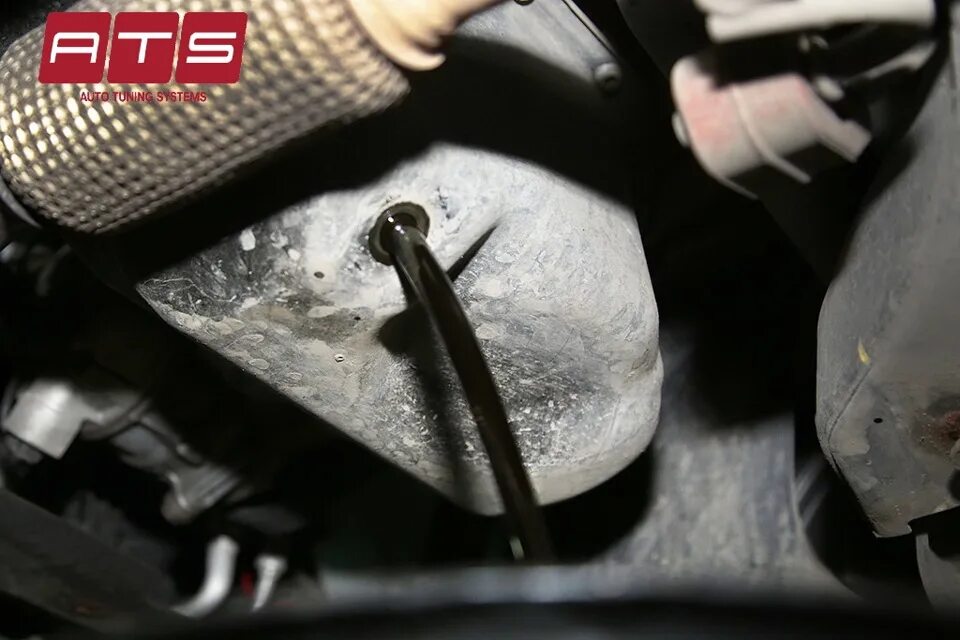 Как заменить масло шкода фабия Замена масла в двигателе Skoda Fabia YouTube