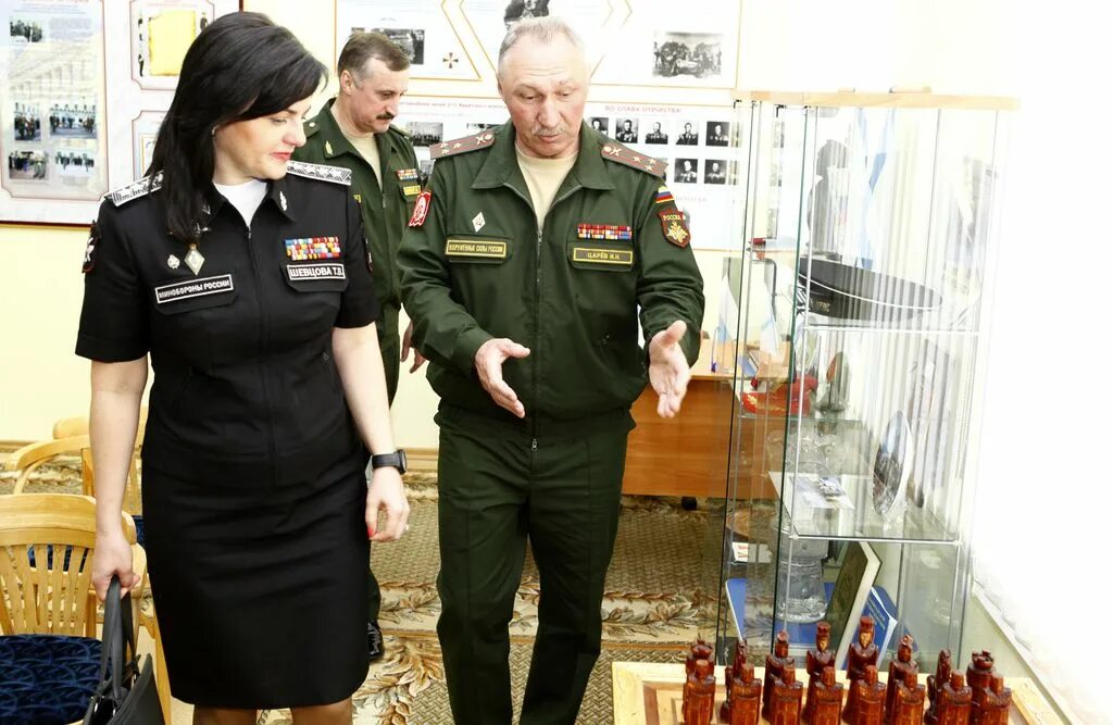 Военный комиссариат гражданский персонал. Форма гражданского персонала. Военная форма гражданского персонала. Офисная форма для военнослужащих. Форма сотрудников Министерства обороны.