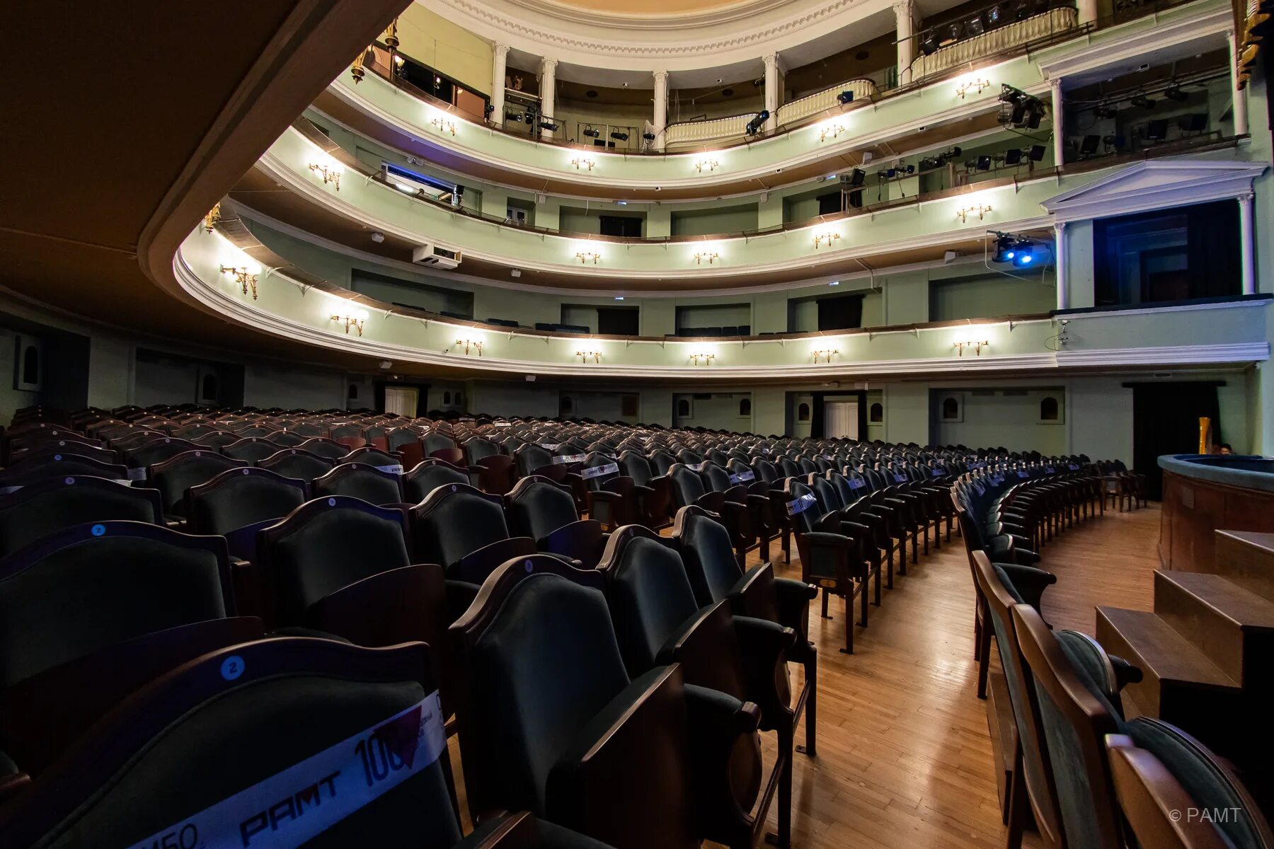 Рамт большая сцена. Рамт основная сцена. Рамт залы. Рамт залы. Рамт залы.