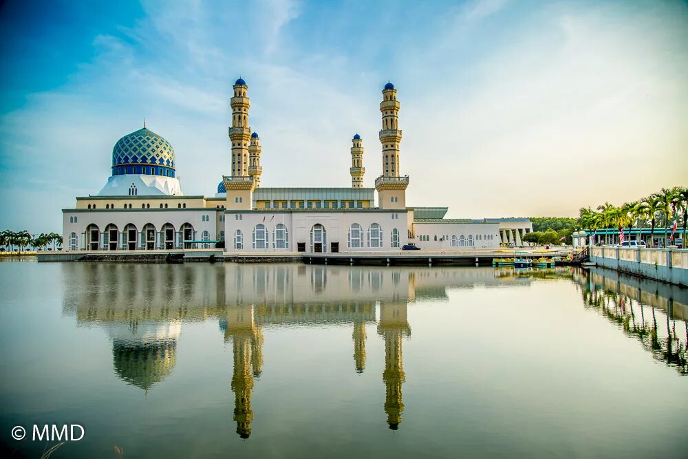 Малайзия калимантан. Мечеть кота кинабалу. Сабах реклама. Кота кинабалу сабах. Кота-кинабалу, штат сабах.