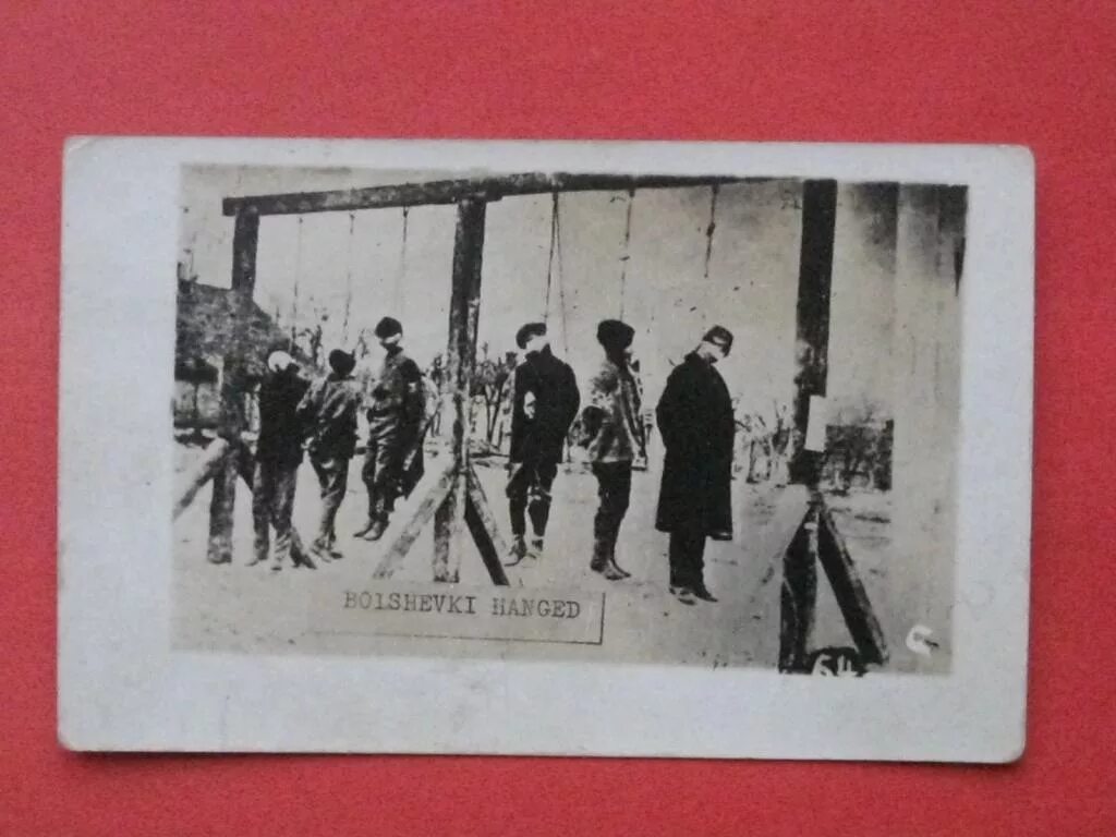 Расстрелянные в 1905 году коломна к5. Расстрелянным революционерам пенза. Художник ru:владимиров, иван алексеевич. Расстрел революционеров картина. "баррикады на пресне".