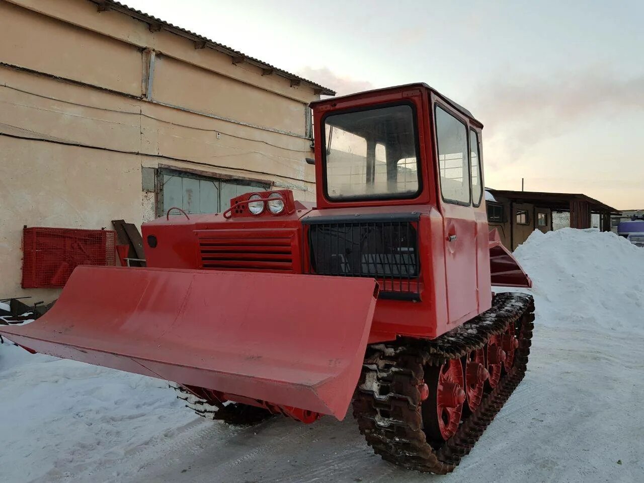 Авито тдт 55. Тдт-55а трактор трелевочный. трактор онежец тдт-55. трактор трелевочник тдт 55. тт 55 трактор трелевочник.
