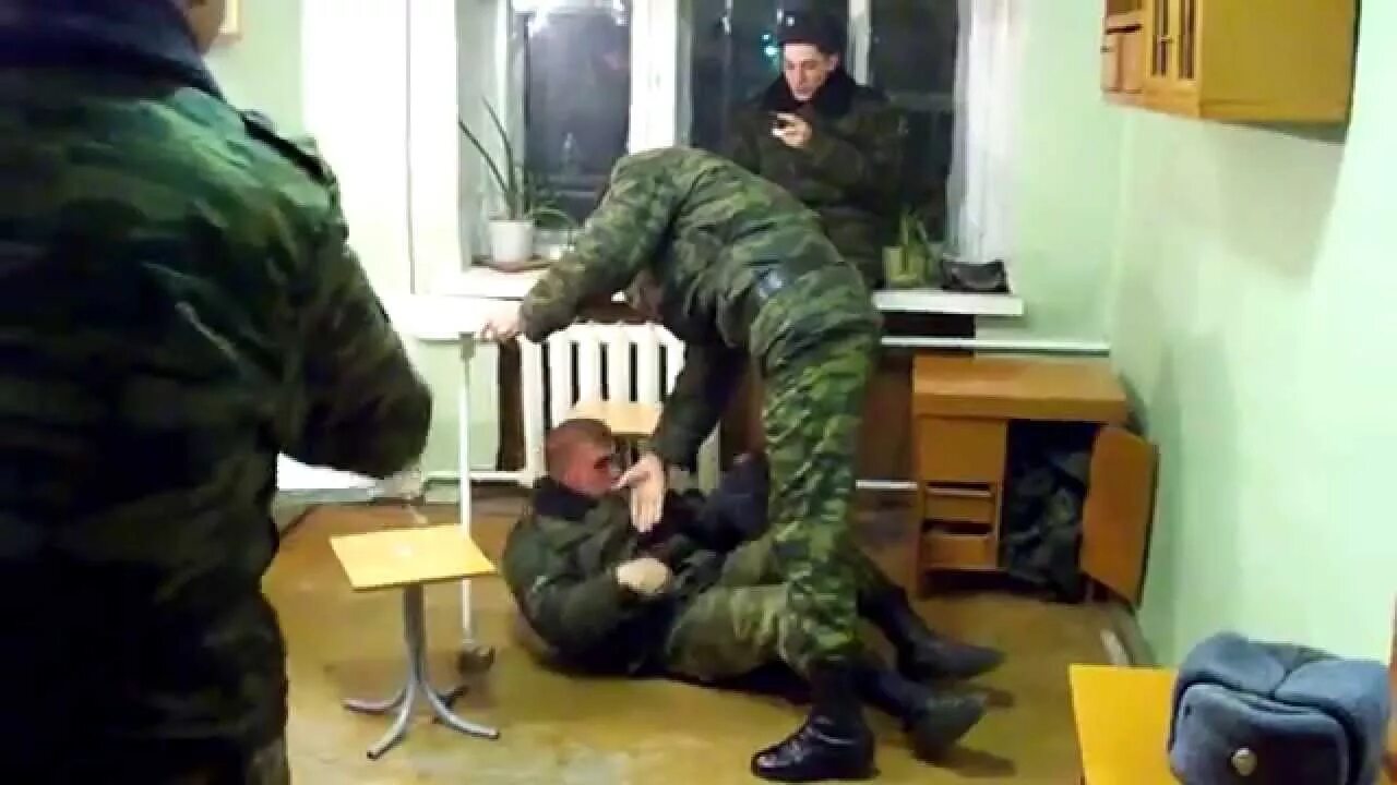 Дедовщина в Российской армии 2020. Неуставные взаимоотношения между военнослужащими. Дедовщина сейчас