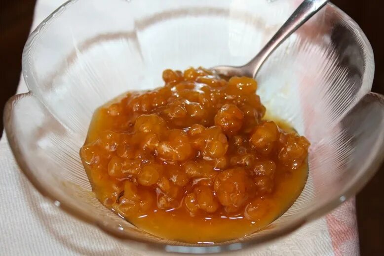 Варенье из морошки как варить простой рецепт. Варенье из морошки как варить простой рецепт. Морошка конфитюр. Морошка варенье. Варенье из морошки как варить простой рецепт.