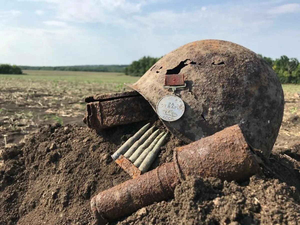 Находки вов. Останки солдат Великой Отечественной войны. Поисковики солдат Великой Отечественной войны. Находки поисковиков ВОВ 1941-1945.