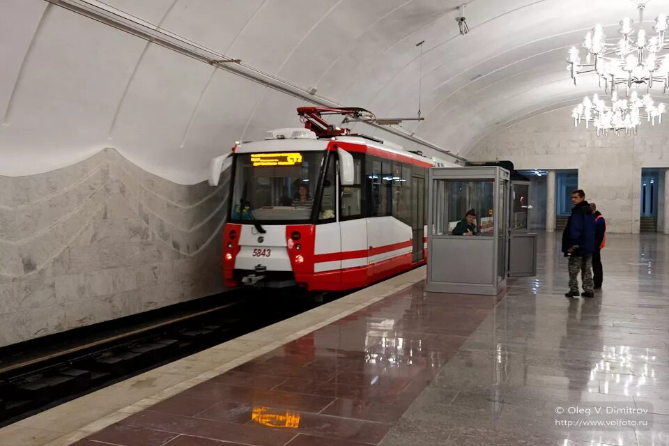 Тюз трамвай. Тюз трамвай. Станция скоростного трамвая тюз, волгоград. Театральный трамвай в казани. Лвс-2009 трамвай.