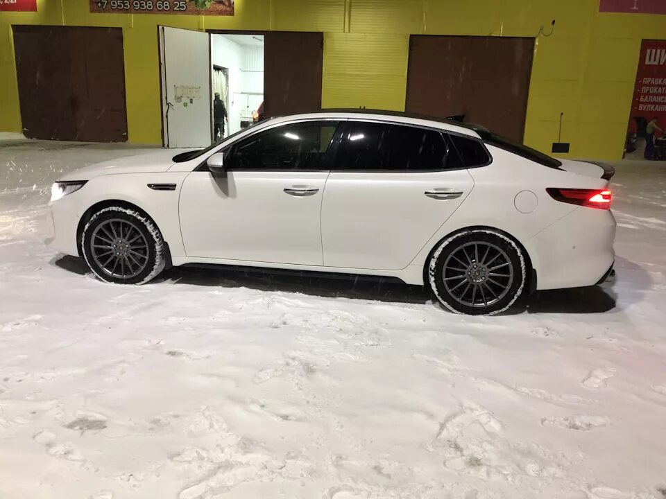 Диски оптима. Kia Optima r18. Диски на Киа Оптима r17. Диски Kia Optima r17. R19 на Kia Оптима.