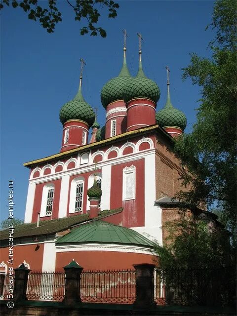 ярославль храм архангела. гарнизонная церковь архангела михаила ярославль. ярославль храм архангела. храм архистратига михаила ярославль. ярославль храм архангела.