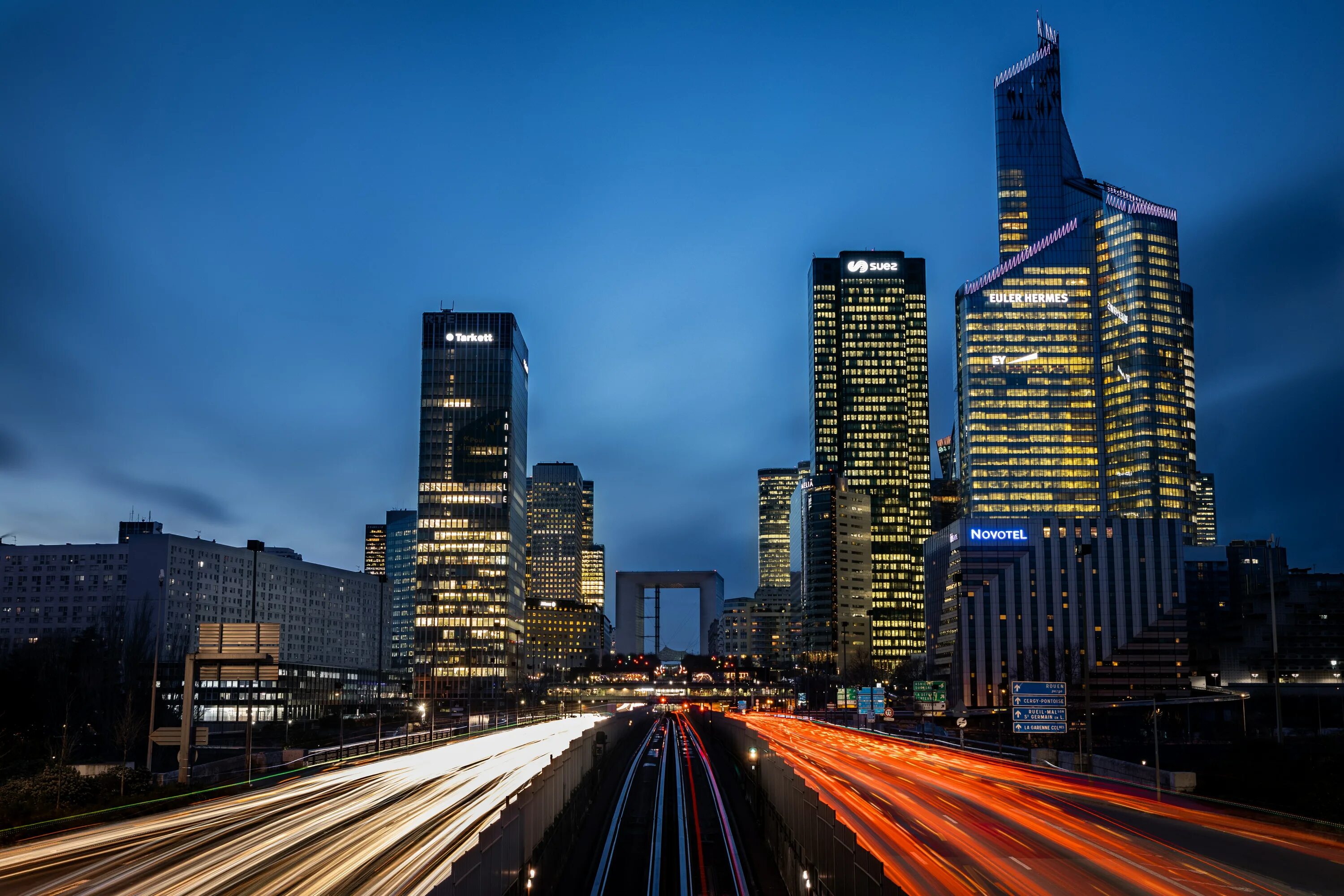 Дорога в городе. Красивый город с дорогой. Сингапур пойтахти. Ммдц москва-сити. Москва сити 8к.
