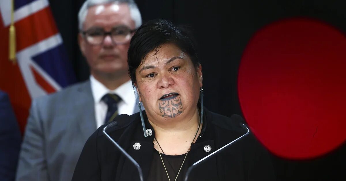 Как живут люди в новой зеландии. Министр иностранных дел новой зеландии наная махута. нанайя махута. глава мид новой зеландии махута. министр иностранных дел нанайя махута.