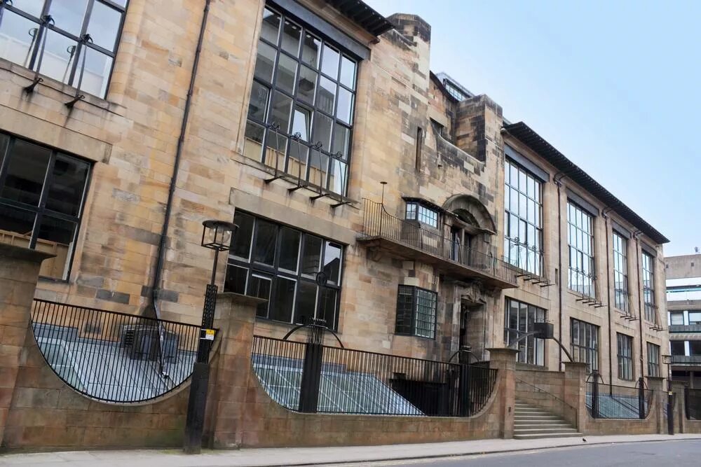 Школа искусств в глазго (великобритания). Glasgow school. Школа искусств глазго, шотландия. Школа искусств глазго, шотландия. Здание школы искусств в глазго.