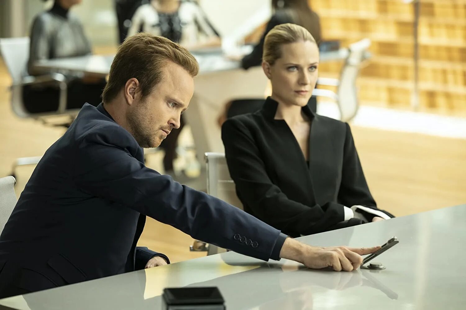 мир дикого запада 3 4. мир дикого запада 3 сезон. мир дикого запада 3 4. аарон пол мир дикого запада. эван рэйчел вуд долорес.