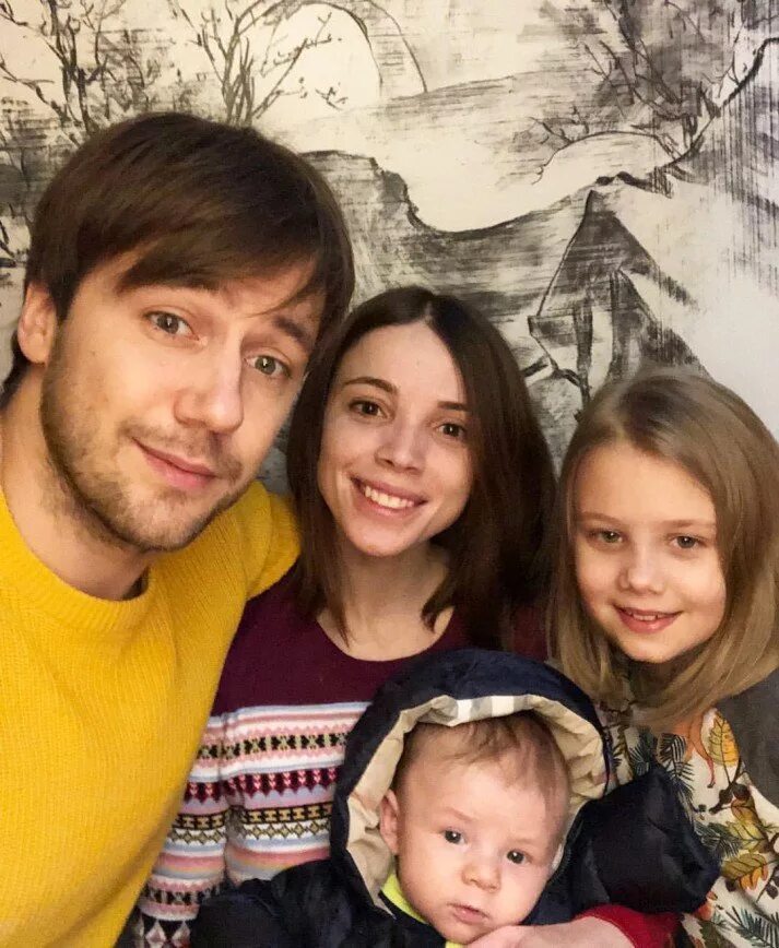 Красавец Иван Жидков