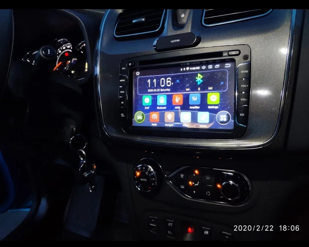 Логан 2 мультимедиа. Renault logan 2025 магнитола. мультимедиа для рено логан степвей 2025. мультимедийная система renault logan. рено логан мультимедиа система.