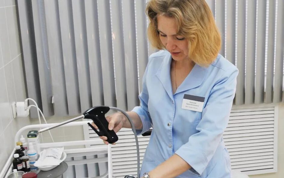 Удаление цервикального полипа лазером. Полипэктомия полипа эндометрия. Полипэктомия шейки матки. Операция гистерорезектоскопия полипа эндометрия. Удаление полипа шейки матки (цервикального).