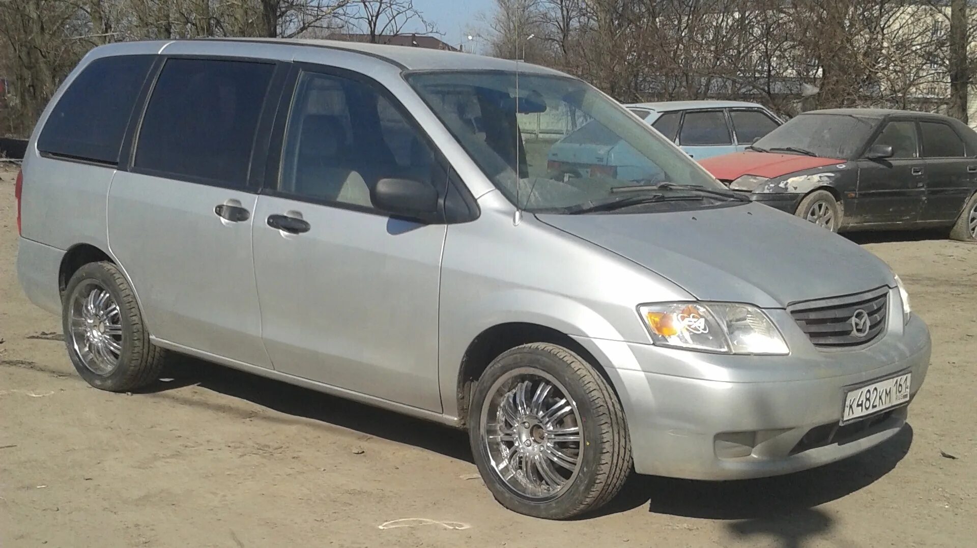 Мазда МПВ на 18 дисках. Mazda MPV 2003 на больших колесах. Mazda MPV 2. Колеса на мазду МПВ. Мазда мпв lwew