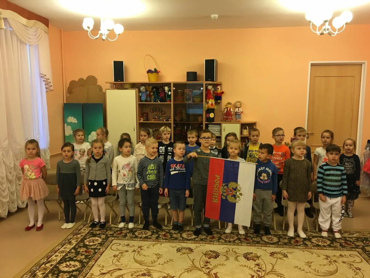 центр радуга новосибирск. социальный центр радуга. благотворительный центр помощи детям радуга омск. новосибирск. реабилитационный центр радуга димитровград.