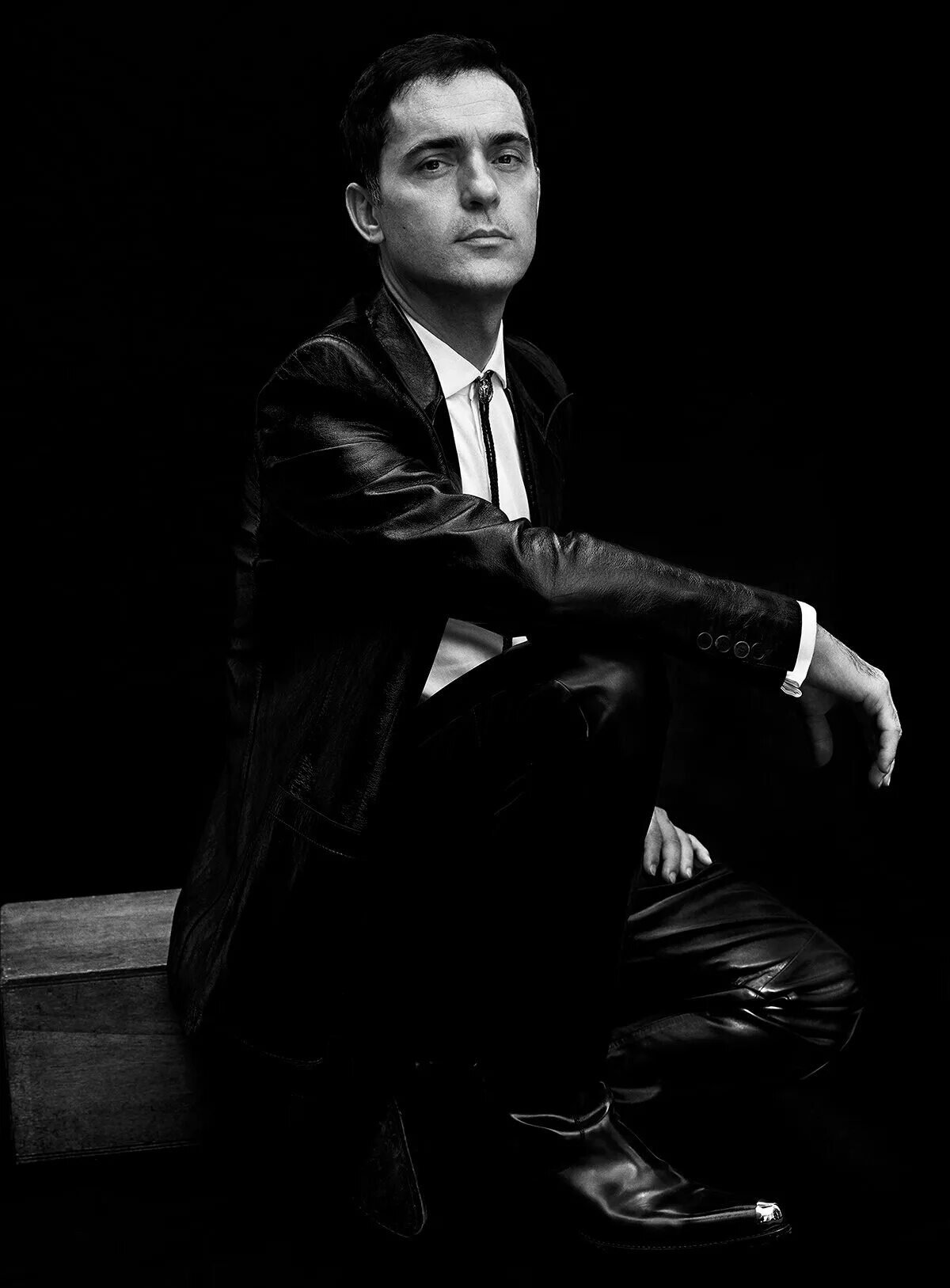 Педро алонсо. Педро алонсо. Алонсо гонсалес актер. Педро гонсалес алонсо. Педро гонсалес алонсо.