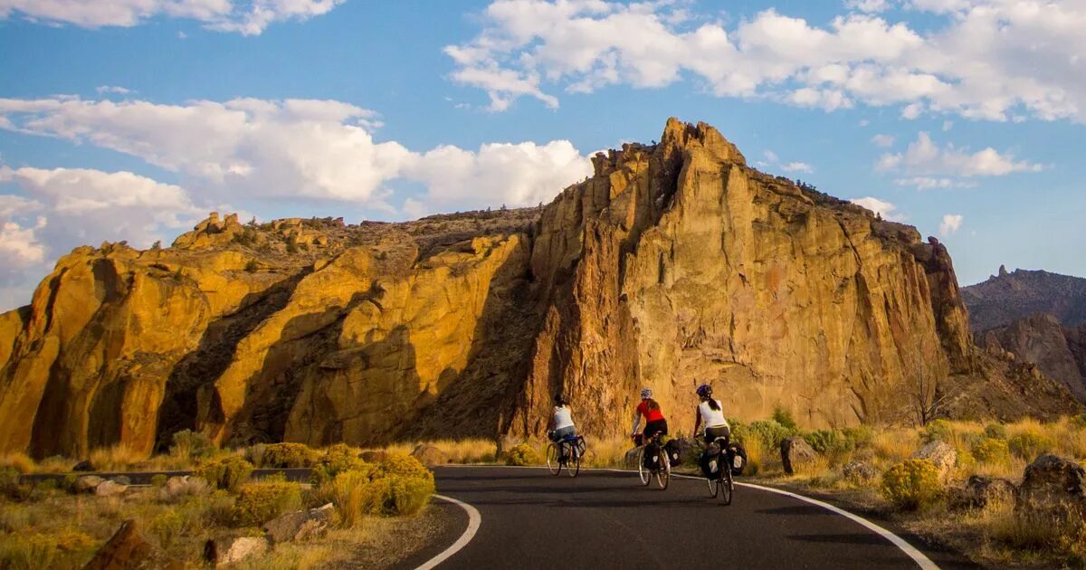 Штат Орегон достопримечательности. Smith Rock Oregon. Гора слон Орегон. Орегон штат рок Ривер. Ride travel