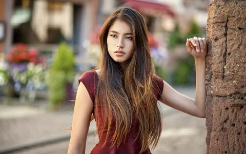 Are pretty girl