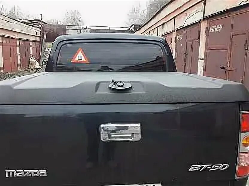 Крышка кузова авито. Крышка пикапа volkswagen amarok. Крышка кузова авито. Обшивка кузова пикапа алюминием. Toyota tundra double cab крышка кузова.