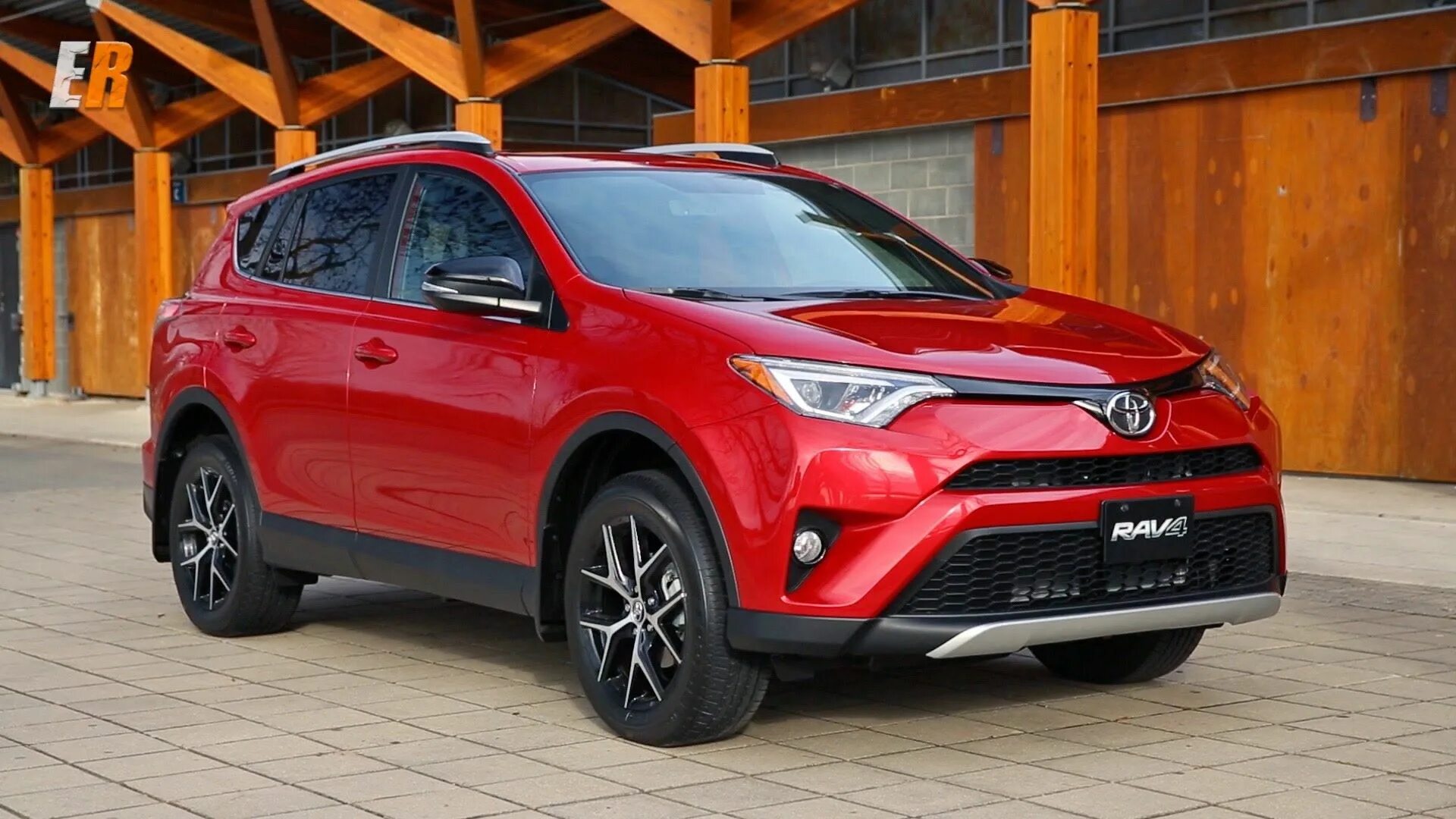 Toyota rav4 красная. Toyota rav4 2016. Кроссовер Тойота рав 4. Тойота рав 4 2022. Купить авто за 1500000 рублей