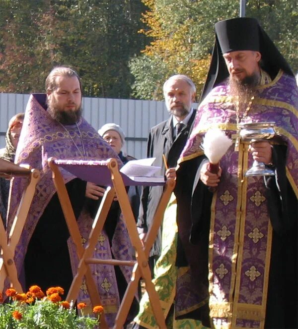 Сергиев посад лавра служители. Глеб рябинин священник сергиев посад. Настоятель храма илии пророка в черкизове, протоиерей павел цветков. Священники сергиева посада. Протоиерей александр фролов.