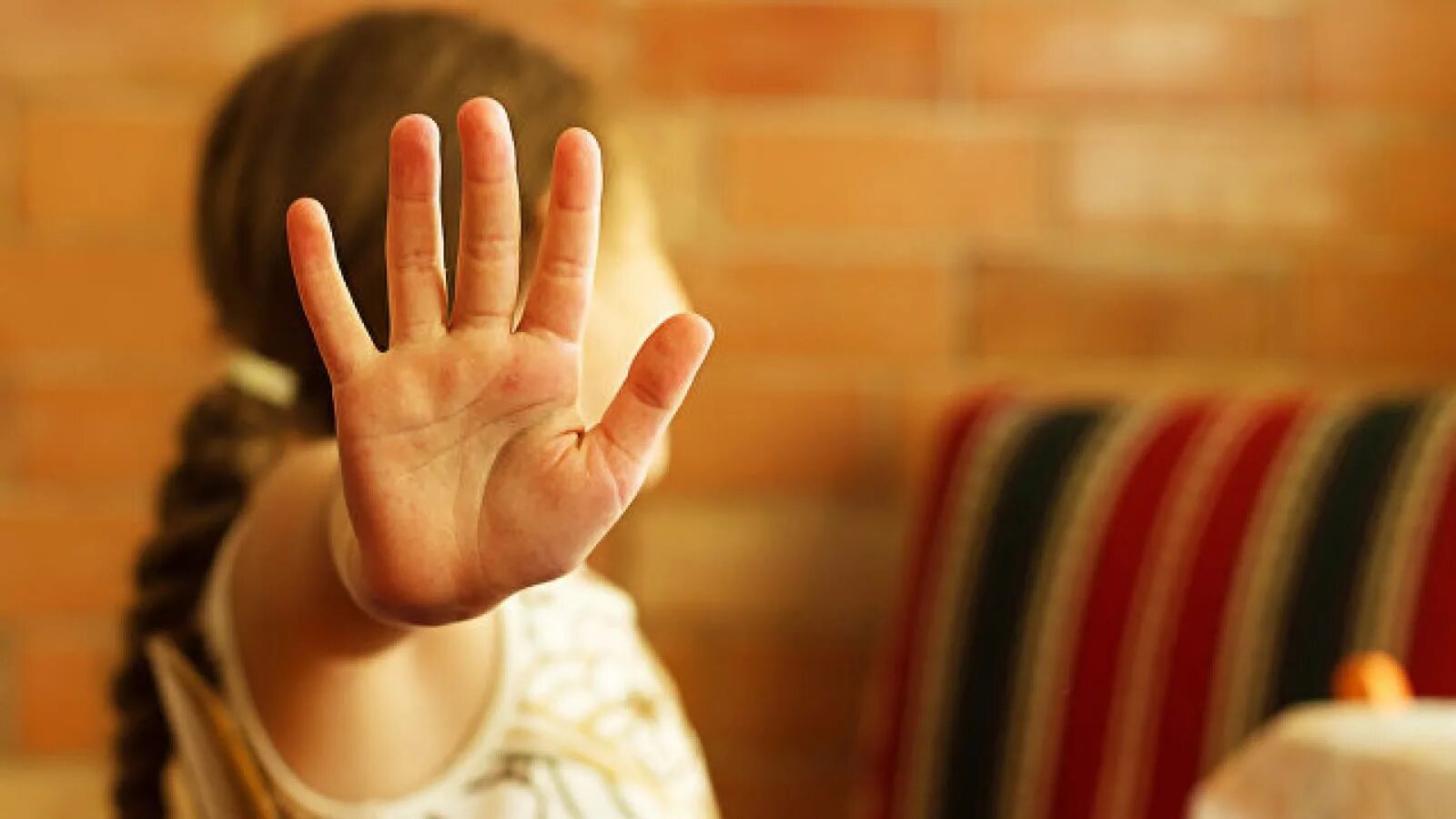 Лишение родителей родительских прав основания и порядок лишения. Родители лишенные родительских прав. Попечительство над подростками. Подросток в суде. Лишение родительских прав.